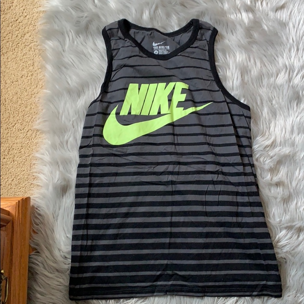 Nike tank top